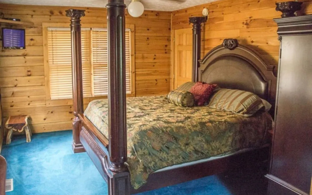 11 Above and Beyond - 4 Br Cabin