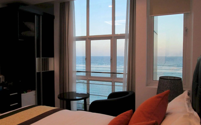 Отель Rivethi Beach 