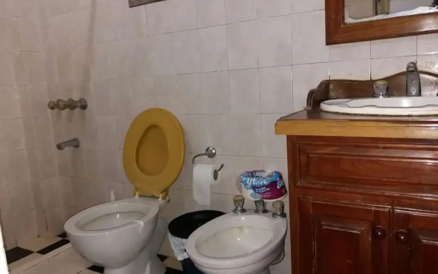 El Cedro Apartments