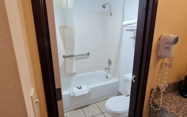 Best Western Oakridge Inn