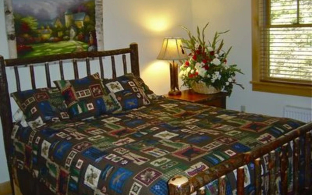 Adirondack Lodge Retreat Secluded Mountain Location
