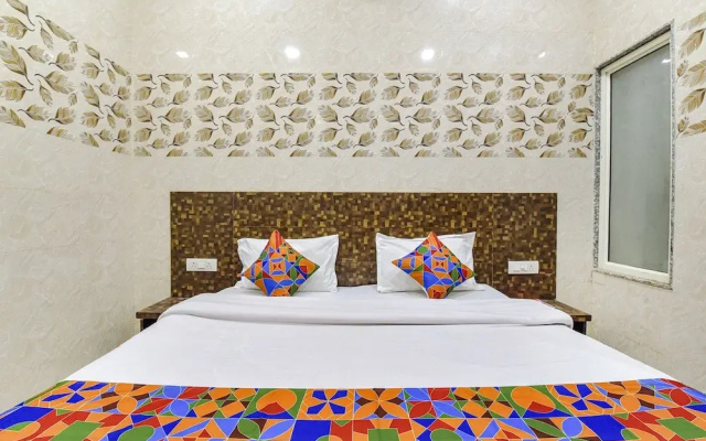 Fabhotel Maa Gayatri Sadan