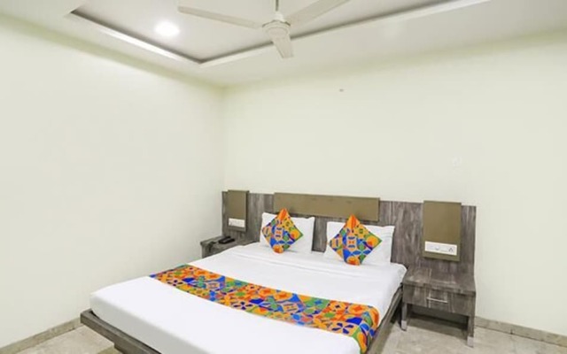 Treebo Trend Hotel Krishna