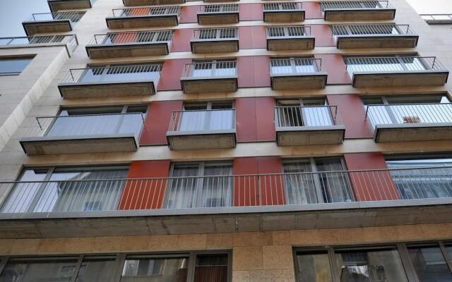 Апартаменты Ease Point Apartments вид на фасад