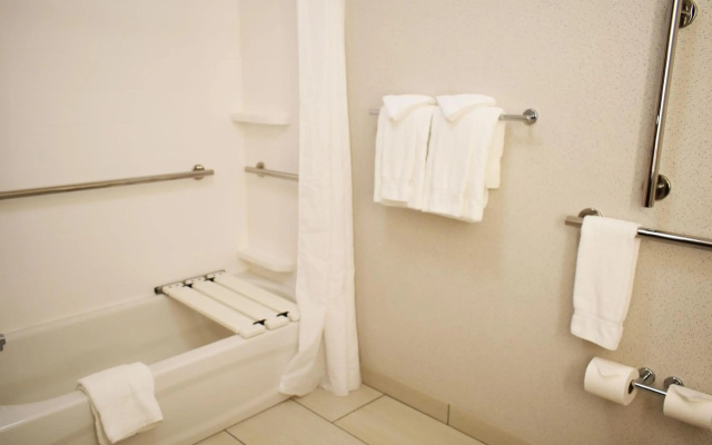 Holiday Inn Express Grover Beach-Pismo Beach Area by IHG