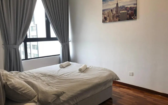 [SLEEP 5PAX] Natural Living (i-Soho, i-City)