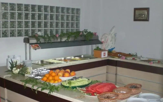 Side Elis Hotel