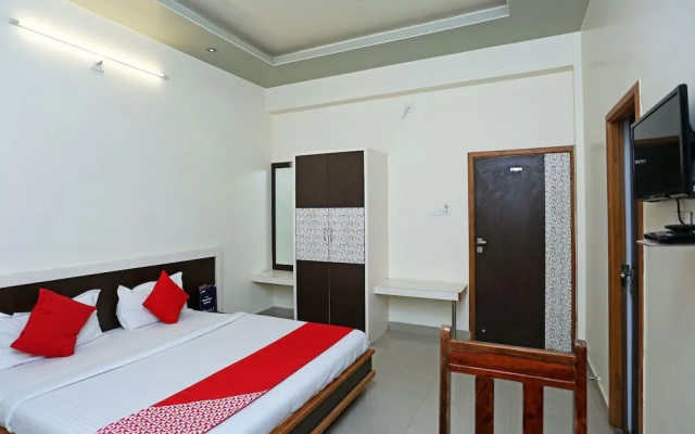 OYO 16646 Hotel Jyoti