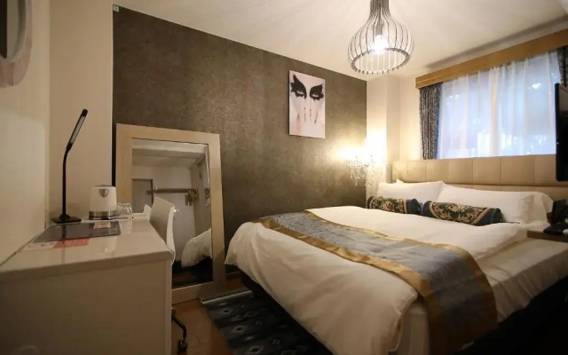 Shinjuku Global Hotel