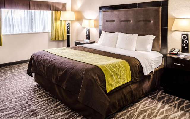 Fairfield by Marriott Inn & Suites Charleston Downtown