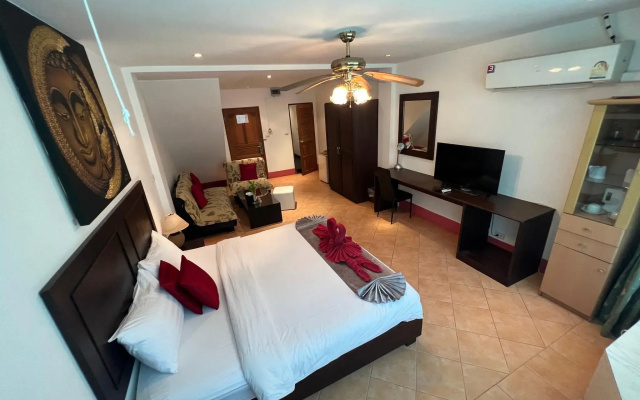 Aquarius Guesthouse & Sauna Adults Only