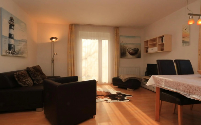 Ferienhaus Ahorn mit Garten in Zinnowitz