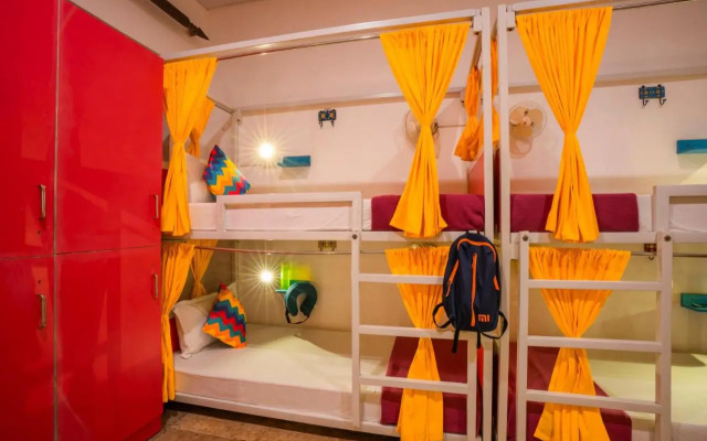 Gostops Goa, Calangute - Rooms & Dorms