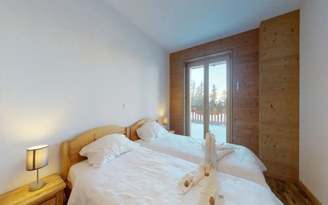 Les Mayens MB 001 - Luxury Apartment 8 Pers