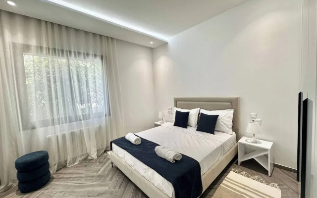Topaz - Bright Apartment Lake 2