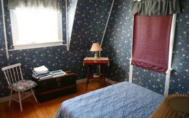 Water Street Lighthouse Bed & Breakfast