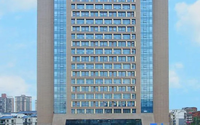 Guoneng Grand Hotel