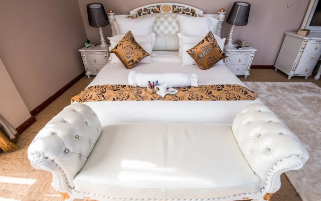 Sherbourne Hotel
