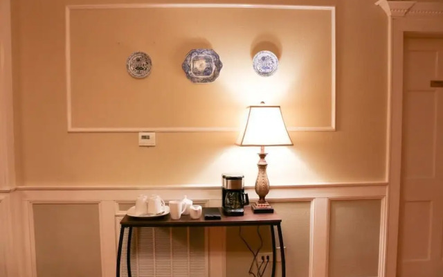 Opus House Bed and Breakfast