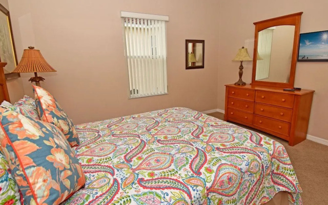 731 Sunbright Villa 5 Br villa by RedAwning