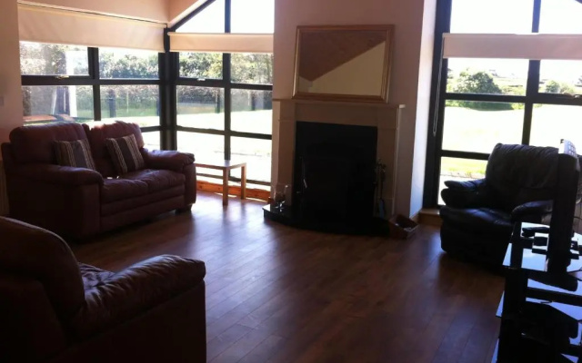Kilmore Quay Castleview 1 - 5 Bedroom House