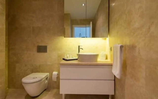 Coresh Suites