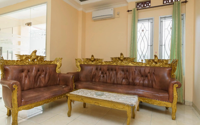 RedDoorz Syariah near Palembang Square Mall 3