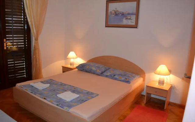 Apartment Karlo