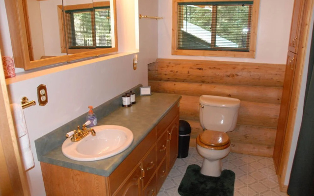 Bear Paw Lodge