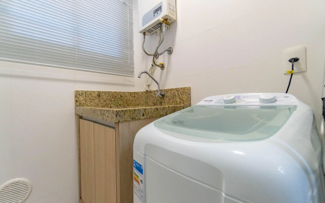 Localização Central - Apartamento a 200m da Praia