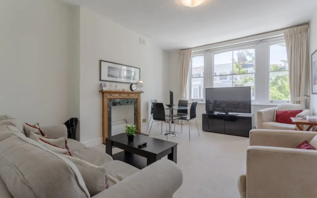 Homely 2 Bedroom Apartment in Earl's Court