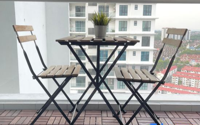 Platino Residence 1MinTo ParadigmMall 2-4pax