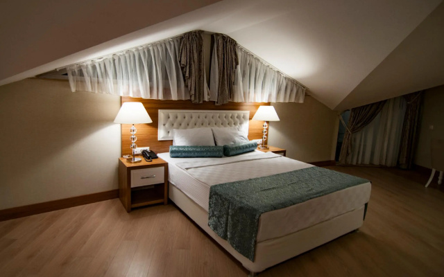 Exelans Hotel