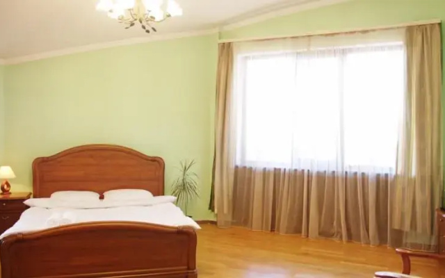 Hostel Estate 2