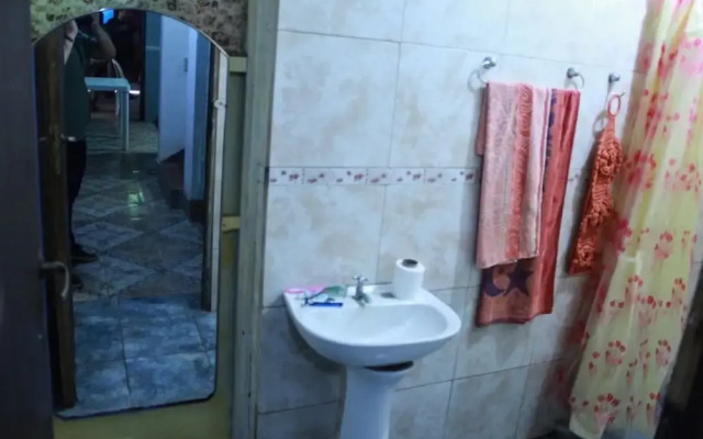Haus Hostel
