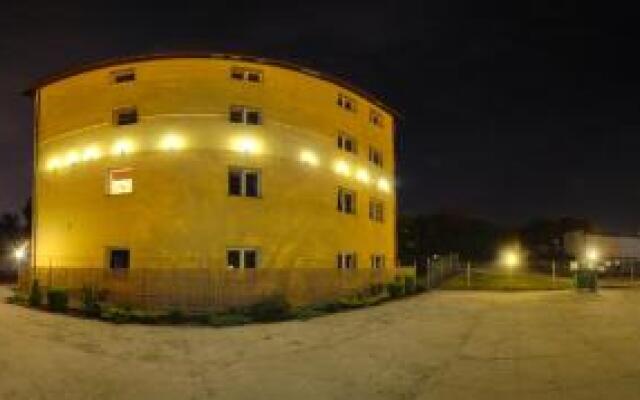 Hostel m-7 вид на фасад