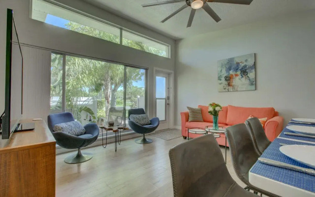 Pelican Gardens Villa 23