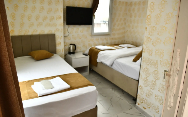 Ada  Apart Hotel
