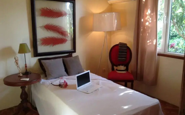 Modern 250sqm 3bedrooms 2bathrooms rooftop jacuzzi