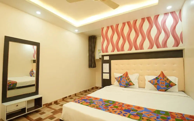 Fabhotel Grand Vatika
