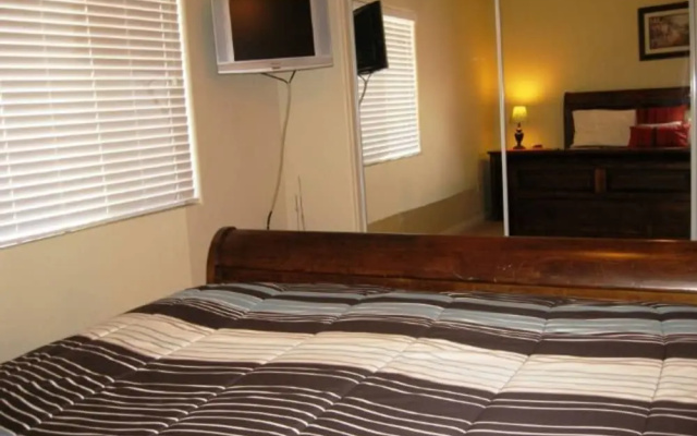 Storrier, Michael 2 Bedroom Condo
