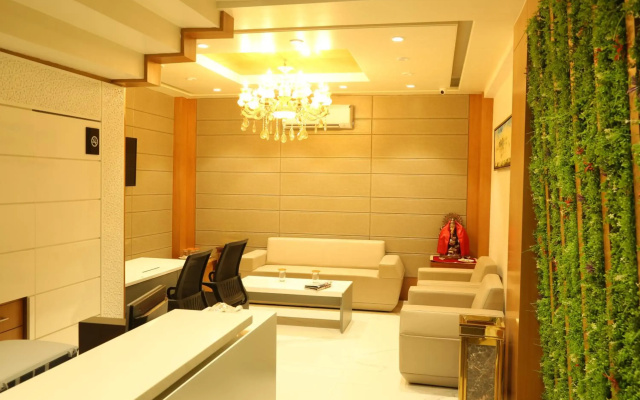 Hotel Reva Regency