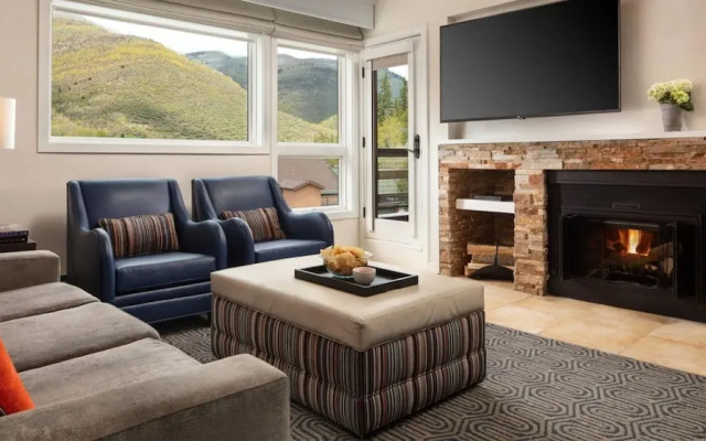 West Vail 2 Bedroom Condo at Streamside