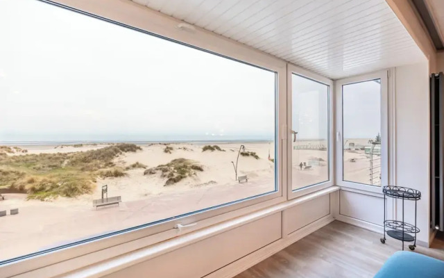 Apartment Nieuwpoort With Stunning Sea View