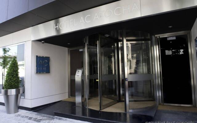 AC Hotel Atocha by Marriott вид на фасад