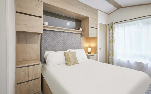 Host Stay Hideaway Retreat