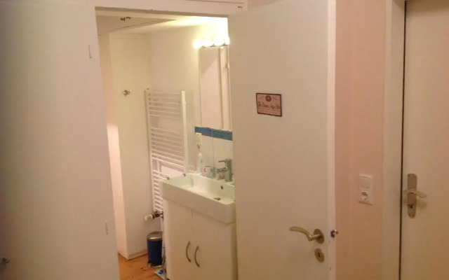 apartment-am-airport