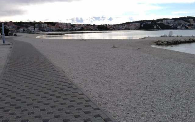 Central - 40m from the beach - A2(4)