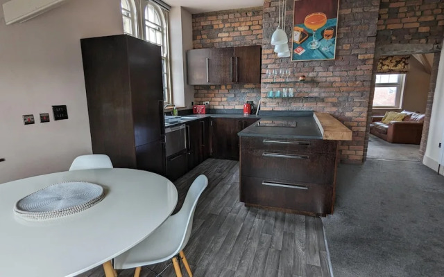 Spacious Penthouse Apartment in Merthyr Tydfil
