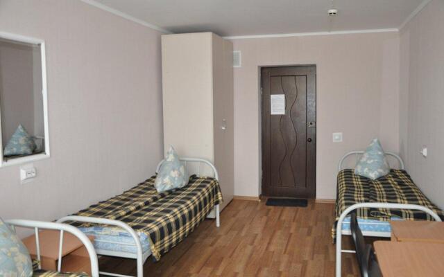 Отель Obschezhitie Gostinichnogo Tipa Akademiya Новосибирск комната для гостей